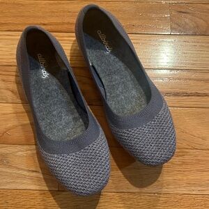 NWOT Women’s allbirds Tree Breezers size 6. Smoke free home.